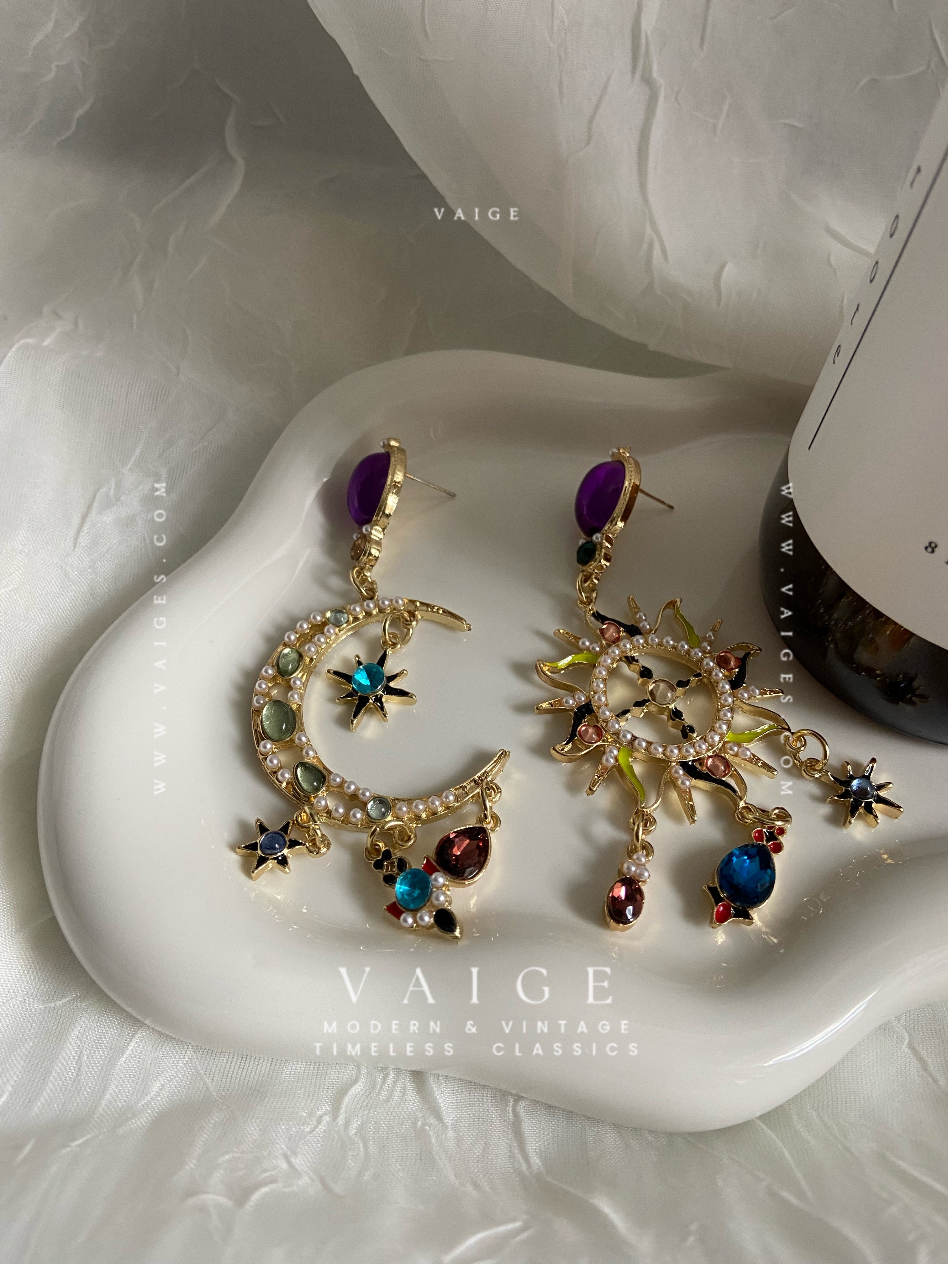 VAIGE Black Asymmetric Sun Moon Post Earrings